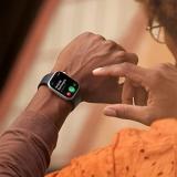 Apple Watch Series 8 [GPS + Cellular, 45mm] - Graphite Stainless Steel with Graphite Milanese Loop, One Size (Renewed)